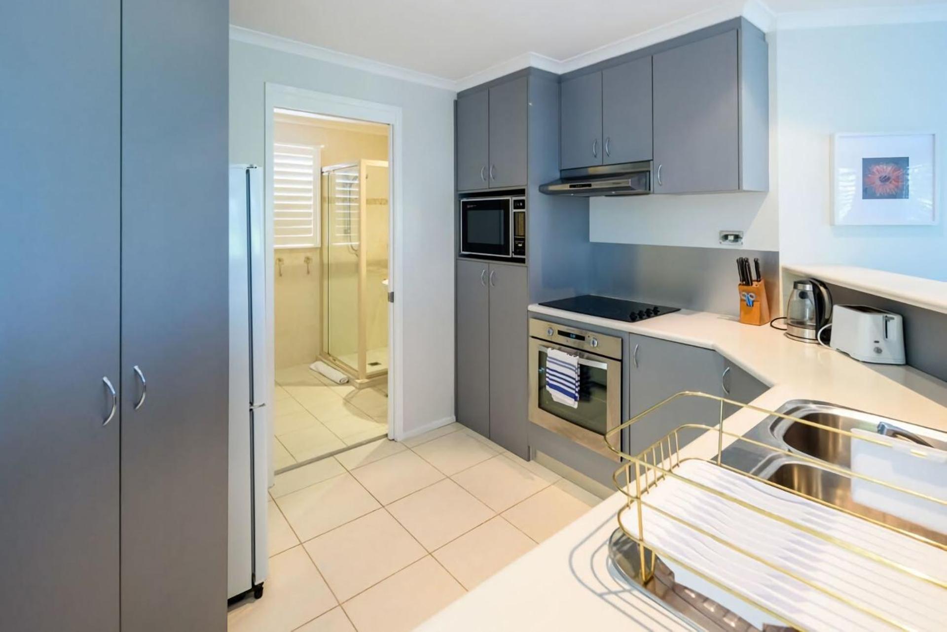 Stunning Riverside Hinterland Retreat Apartment Gold Coast